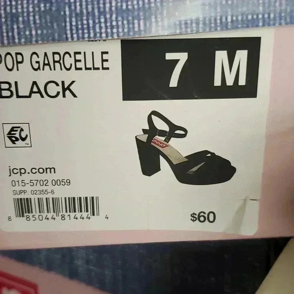 ☆☆☆POP Garcelle black heels size 7 & 9.5 available - Picture 2 of 7